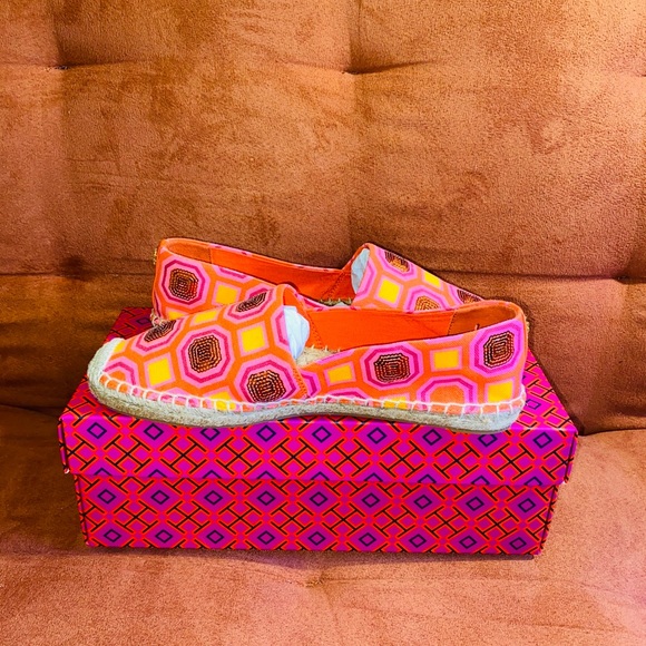 Tory Burch Orange Cecile Espadrille -Negotiable ♥️ - Picture 4 of 4